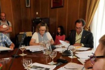 Mieres pierde 655.000 euros en inversión al tener que destinarlos a pagar la deuda