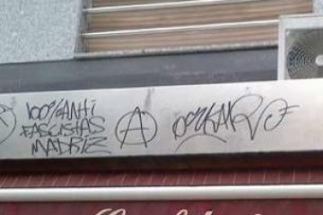 El concierto de Mieres en Llucha termina con denuncias por actos vandálicos